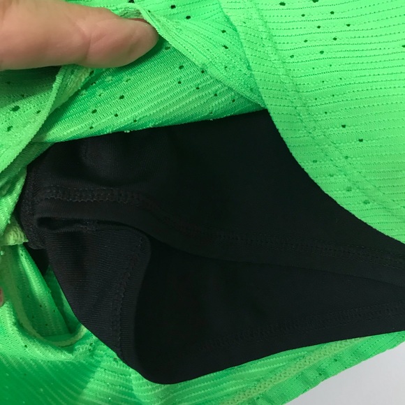 ATHLETA Mesh Performance Shorts - Picture 4 of 4